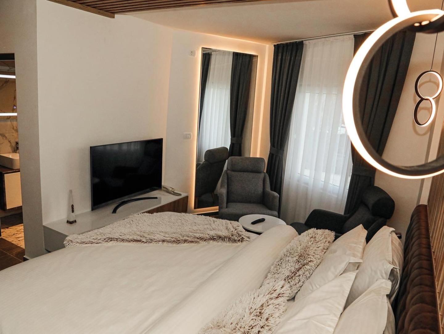 Hotel Europa 92 페리자이 외부 사진