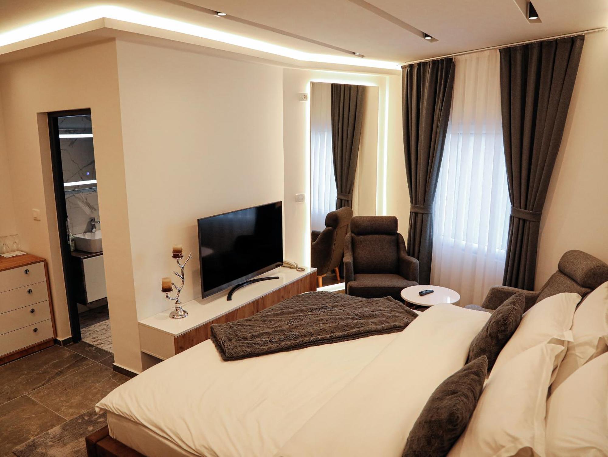 Hotel Europa 92 페리자이 외부 사진
